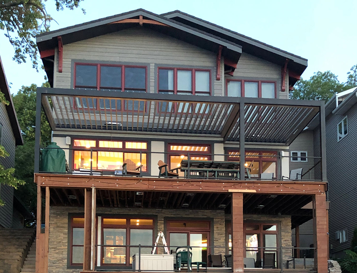 craftsman-waterfront-louvered-roof craftsman-waterfront-louvered-roof-and-automated-pergolas